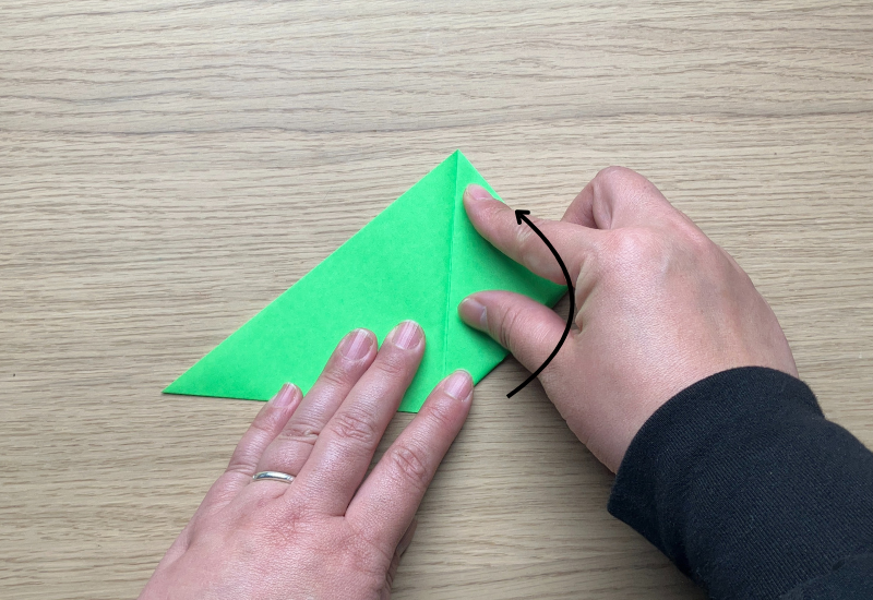 基本のかぶとの折り方３