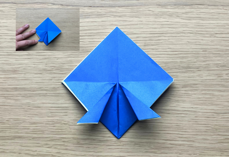 お顔付きで可愛い！かぶとの折り方6