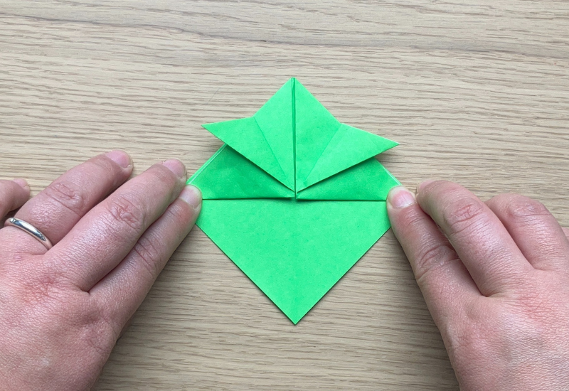 基本のかぶとの折り方9